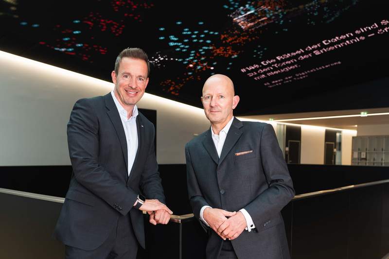 Geschäftsführer der ecoplus digital GmbH, Lukas Reutterer (links) und Claus Zeppelzauer. Sie leiten das von der EU finanzierte Digitalisierungsteam im Haus der Digitalisierung in Tulln.