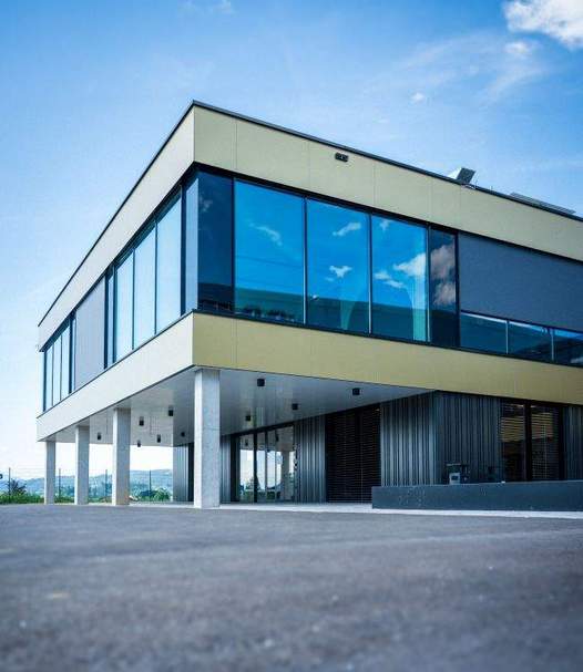 Aus dem Europäischen Fonds für regionale Entwicklung kofinanziertes Kompetenzzentrum der Firma FES GmbH, zur Stärkung der Wettbewerbsfähigkeit österreichischer KMU.