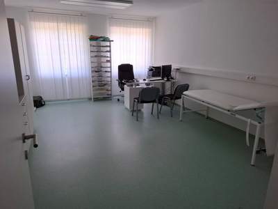 Nach der Sanierung: moderner Behandlungsraum